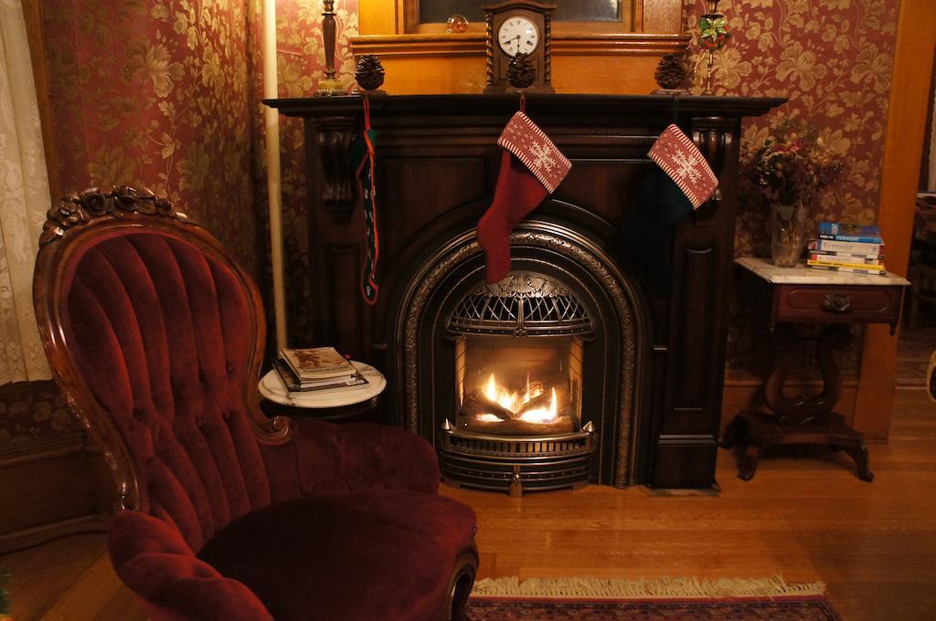 Maplecroft Bed & Breakfast Barre Bagian luar foto